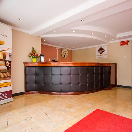Clarence House Nairobi Appartement Buitenkant foto