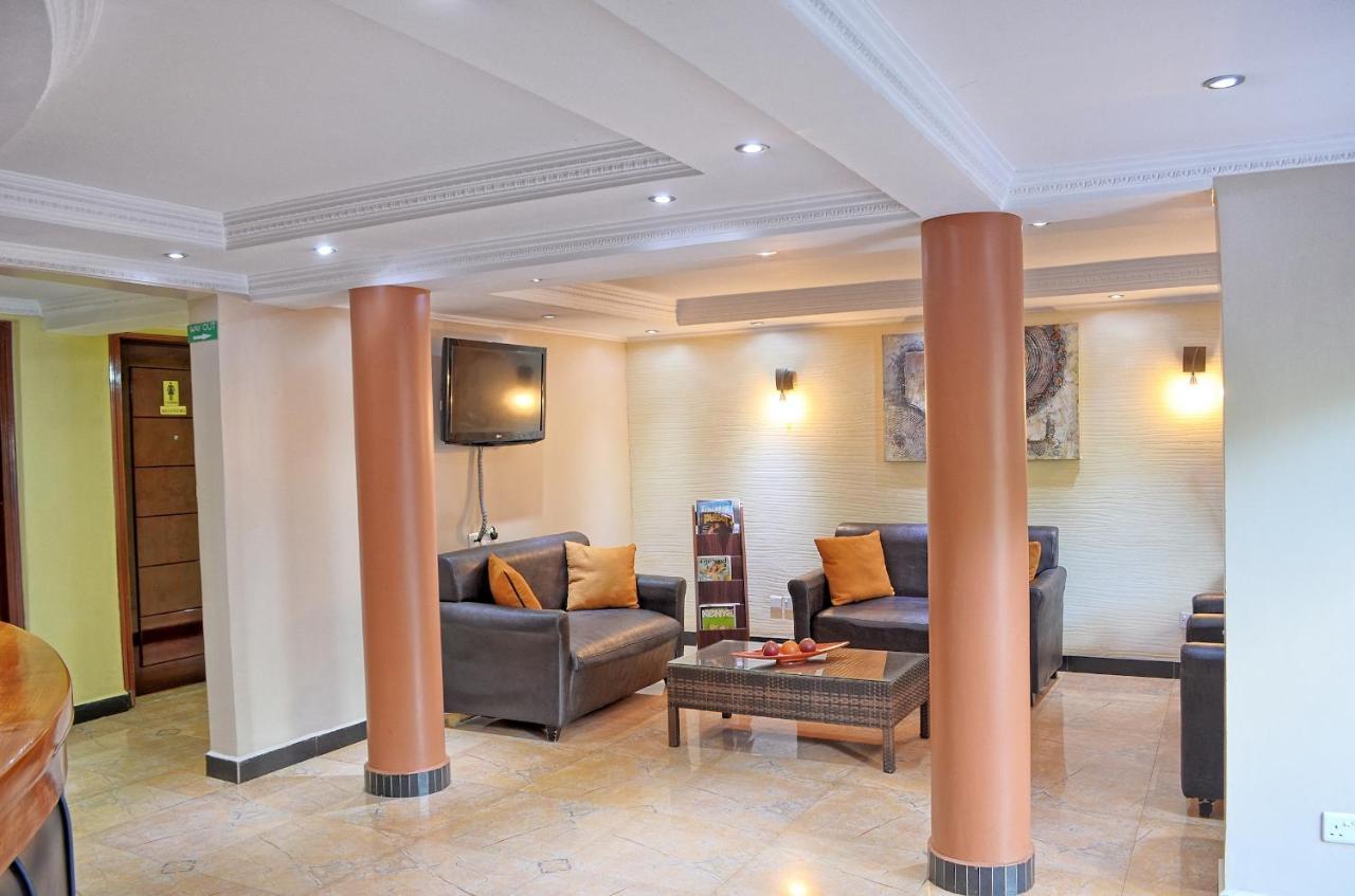 Clarence House Nairobi Appartement Buitenkant foto