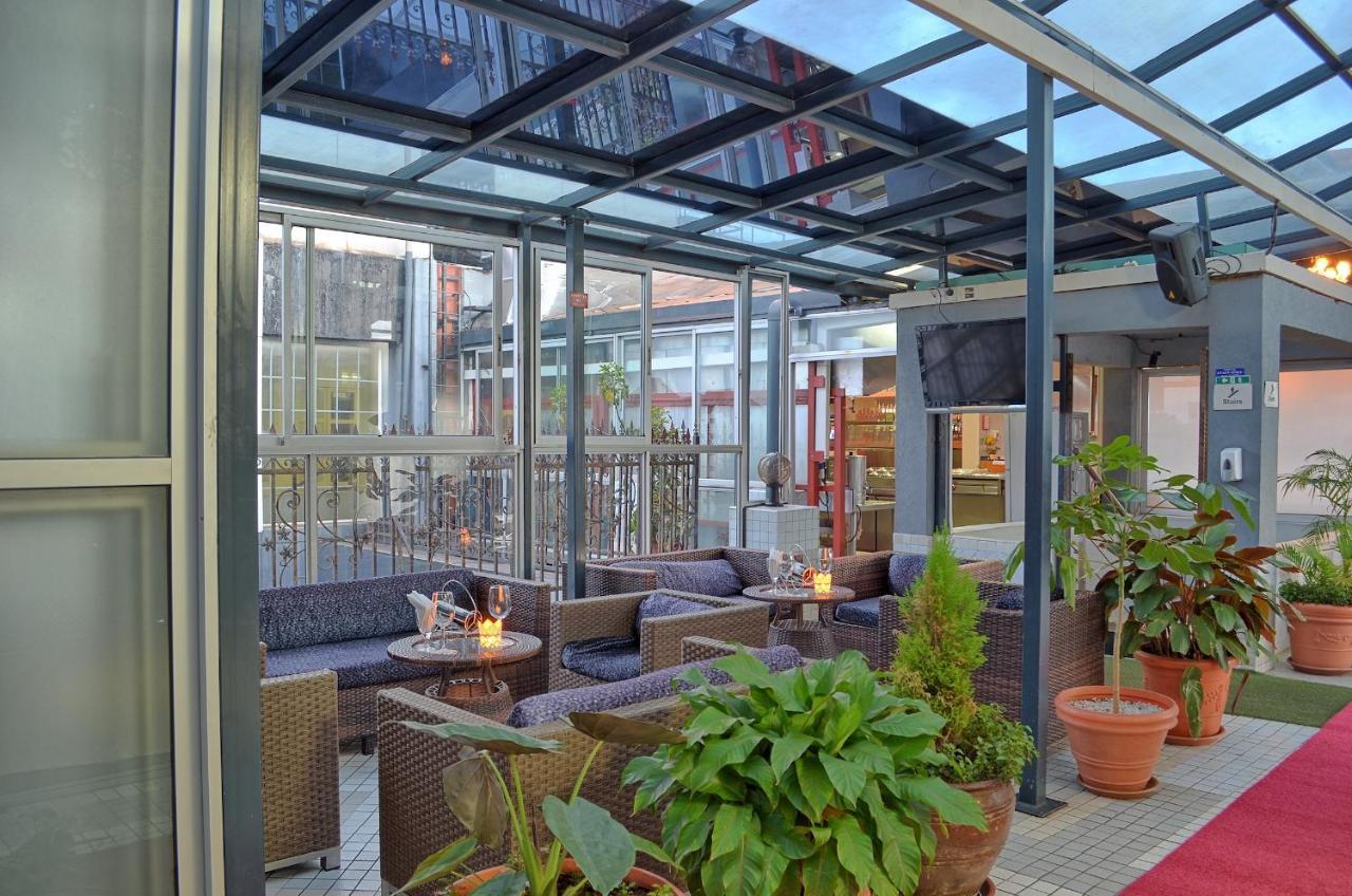Clarence House Nairobi Appartement Buitenkant foto