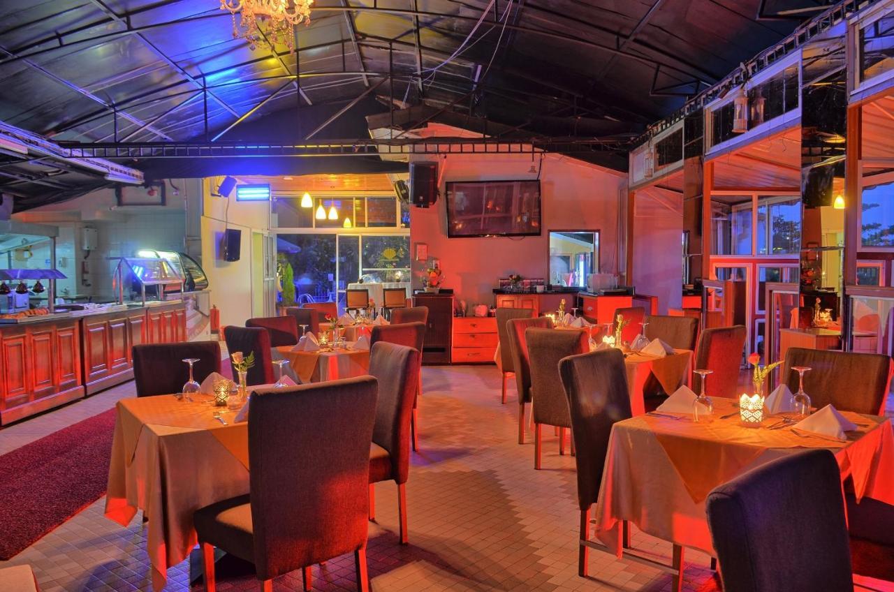 Clarence House Nairobi Appartement Buitenkant foto