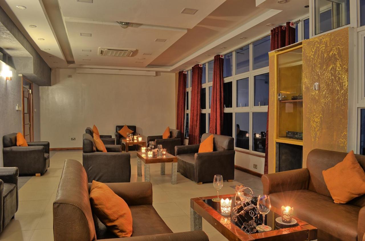 Clarence House Nairobi Appartement Buitenkant foto